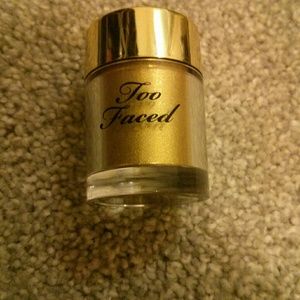 Too faced pure gold glitter